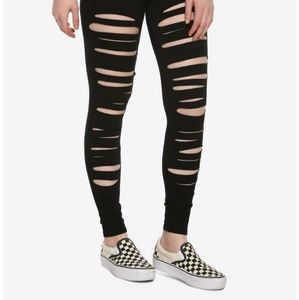 Ripped Leggings XL Hot Topic